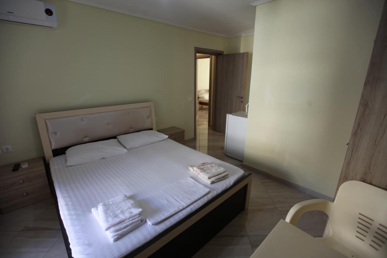 Angjelo Apartments Sarandë 外观 照片