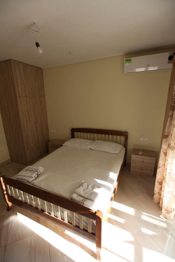 Angjelo Apartments Sarandë 外观 照片