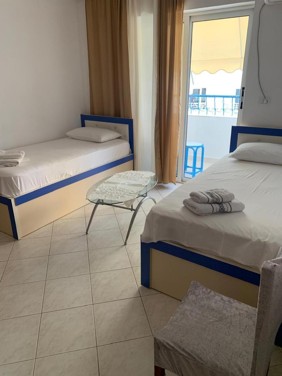 Angjelo Apartments Sarandë 外观 照片