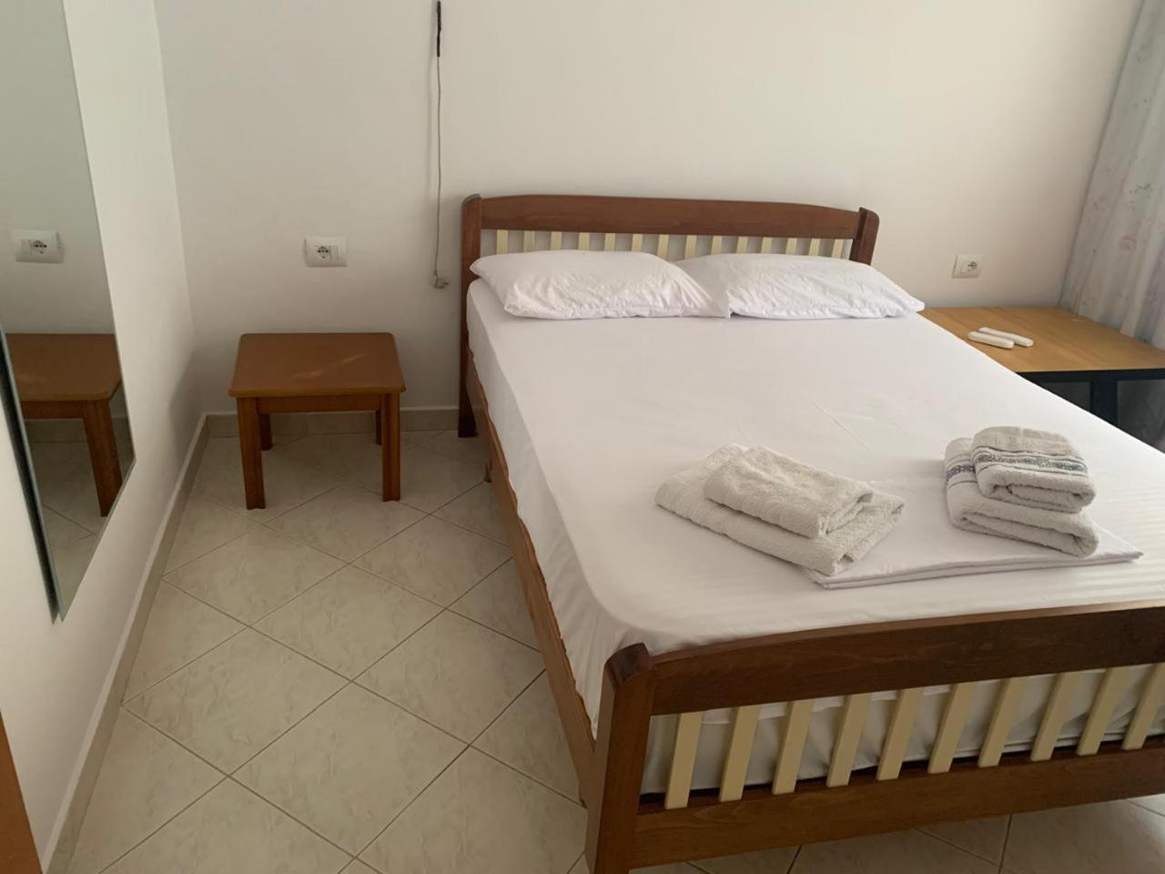 Angjelo Apartments Sarandë 外观 照片